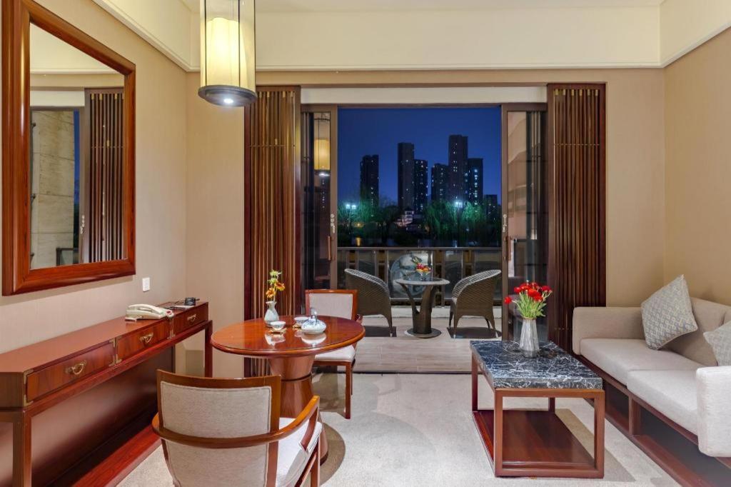 Tong Que Tai Jinling Hotel Tongling  Exterior photo