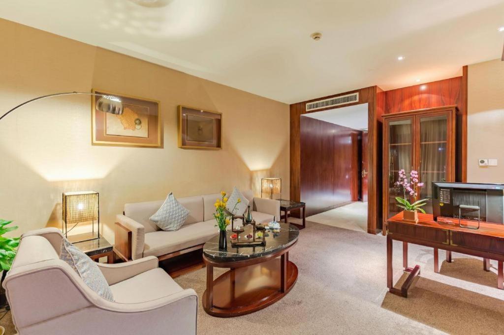 Tong Que Tai Jinling Hotel Tongling  Exterior photo